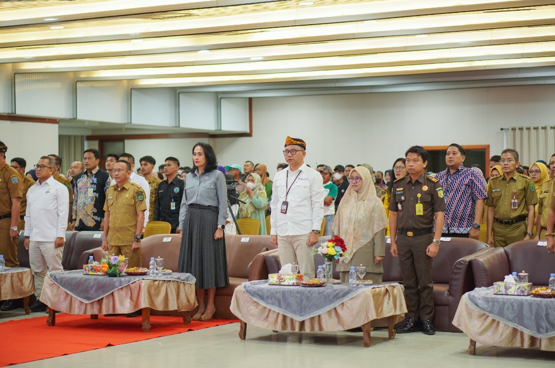 Kantor Perwakilan Wilayah Bank Indonesia (KPwBI) Kaltara berkolaborasi dengan Badan Pelindungan Pekerja Migran Indonesia (BP2MI), Balai Pelayanan Pelindungan Pekerja Migran Indonesia (BP3MI) Kalimantan Utara. Dalam hal ini, kegiatan "Sosialisai dan Edukasi Keuangan serta Pelatihan Konten Kreator” bagi Pekerja Migran Indonesia (PMI) di Nunukan.