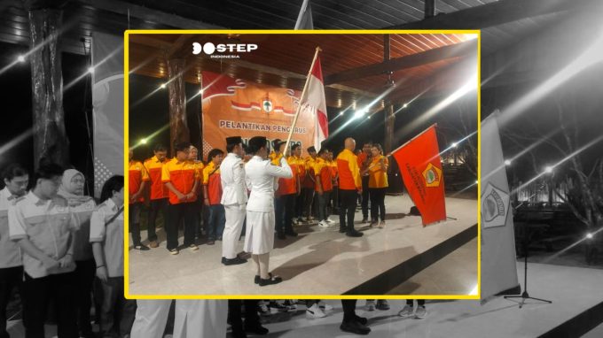 Pimpinan Daerah Kolektif Kesatuan Organisasi Serbaguna Gotong Royong (PDK Kosgoro) 1957 Provinsi Kalimantan Utara secara resmi melantik kepengurusan baru tingkat Kabupaten Malinau beserta pengurus di tingkat kecamatan, Minggu (17/5). Pelantikan ini menandai langkah konsolidasi politik organisasi sayap Partai Golkar tersebut sekaligus upaya memperkuat kemitraan dengan pemerintah daerah dalam mengawal program pembangunan di "Bumi Intimung".